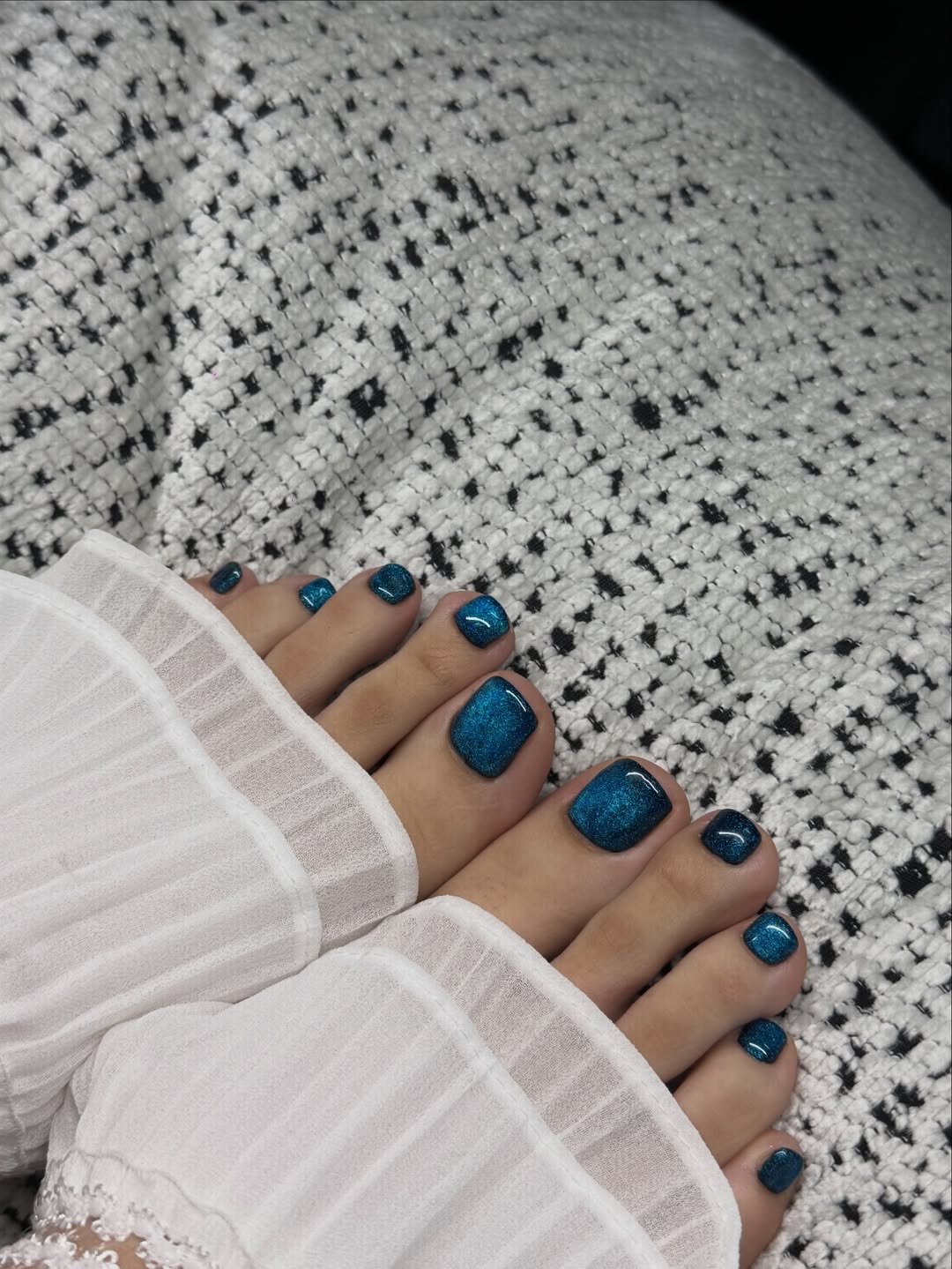 Teal Blue Cat Eye Shimmer Pedicure