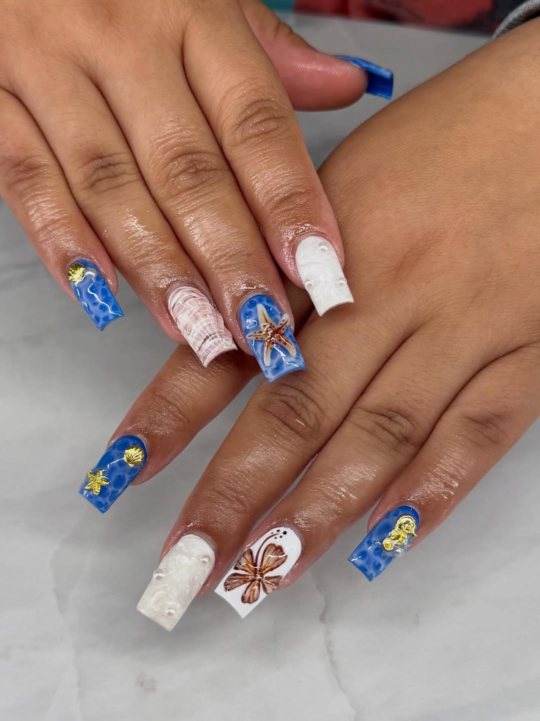 Tropical Ocean Blue White Gold Beach Holiday Nails