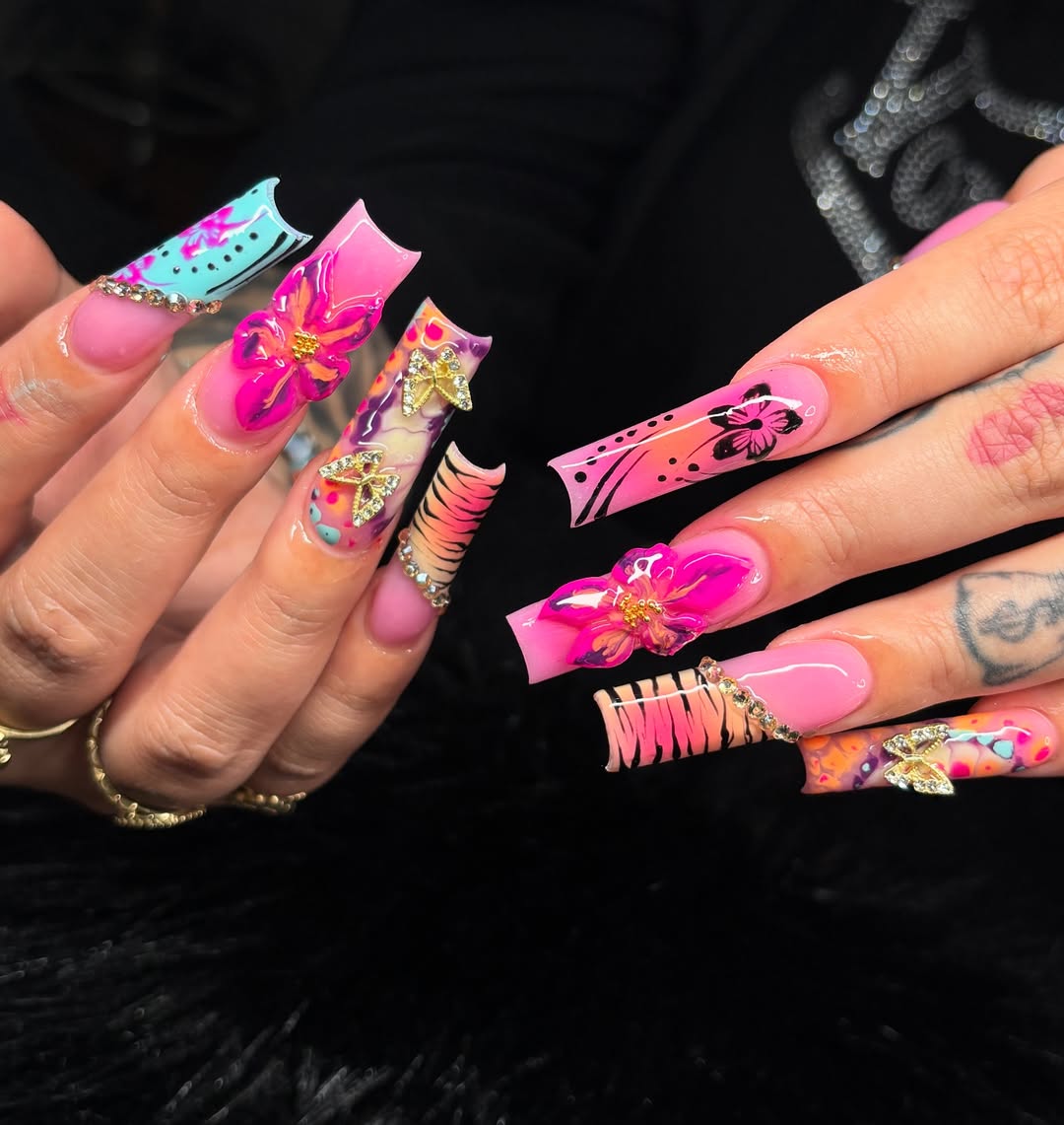 Vibrant Abstract Extreme Coffin Tropical Charms