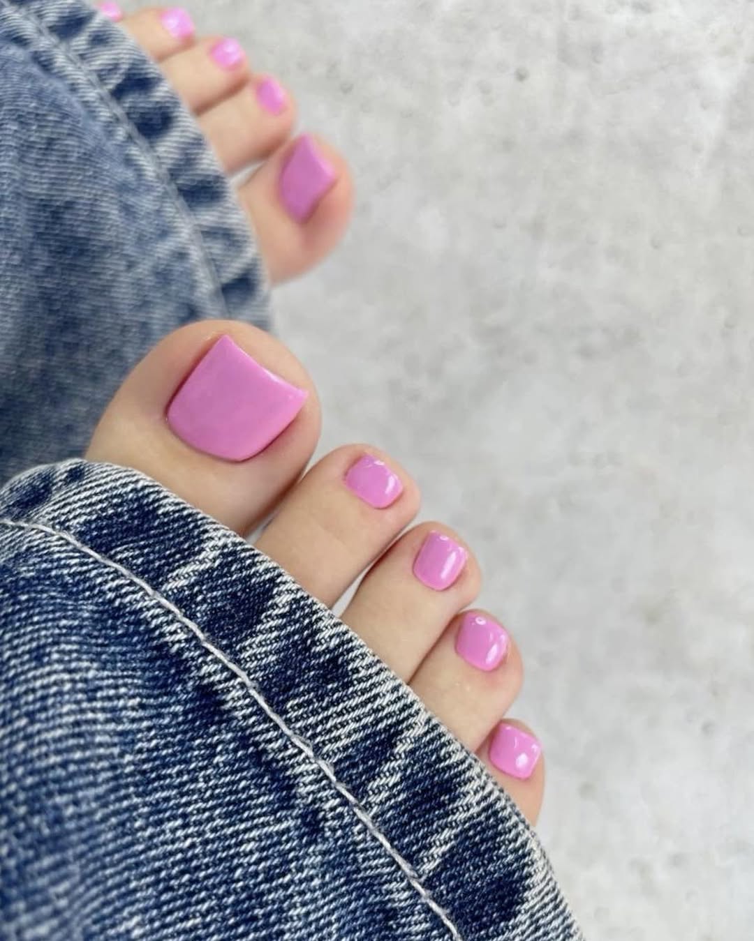 Vibrant Bubblegum Pink Glossy Square Pedicure