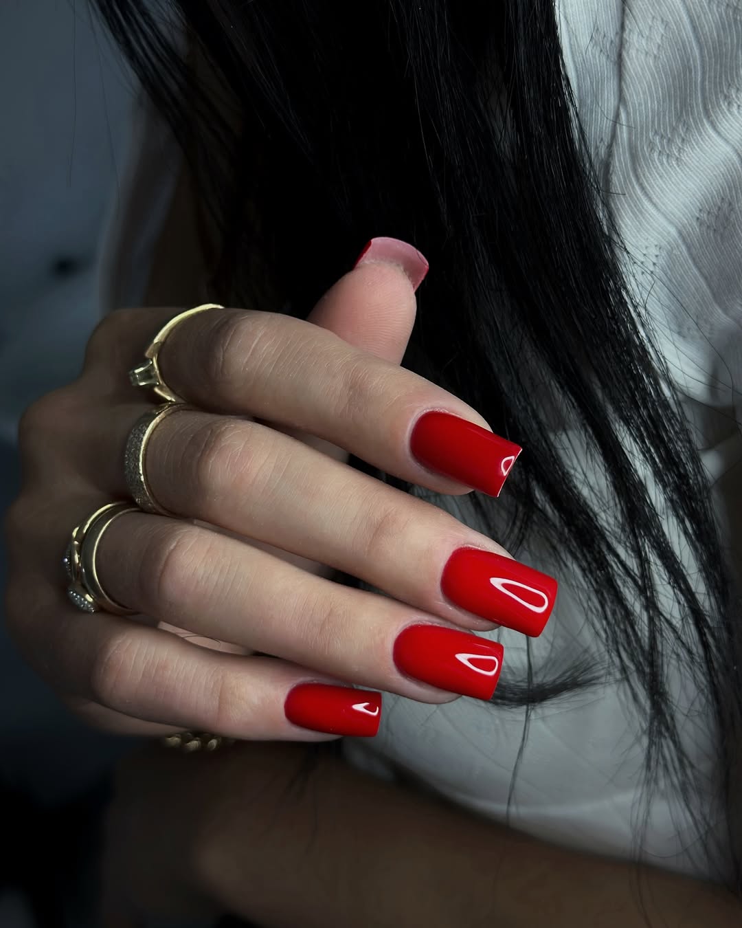 Vibrant Glossy Chili Red Medium Square Nails