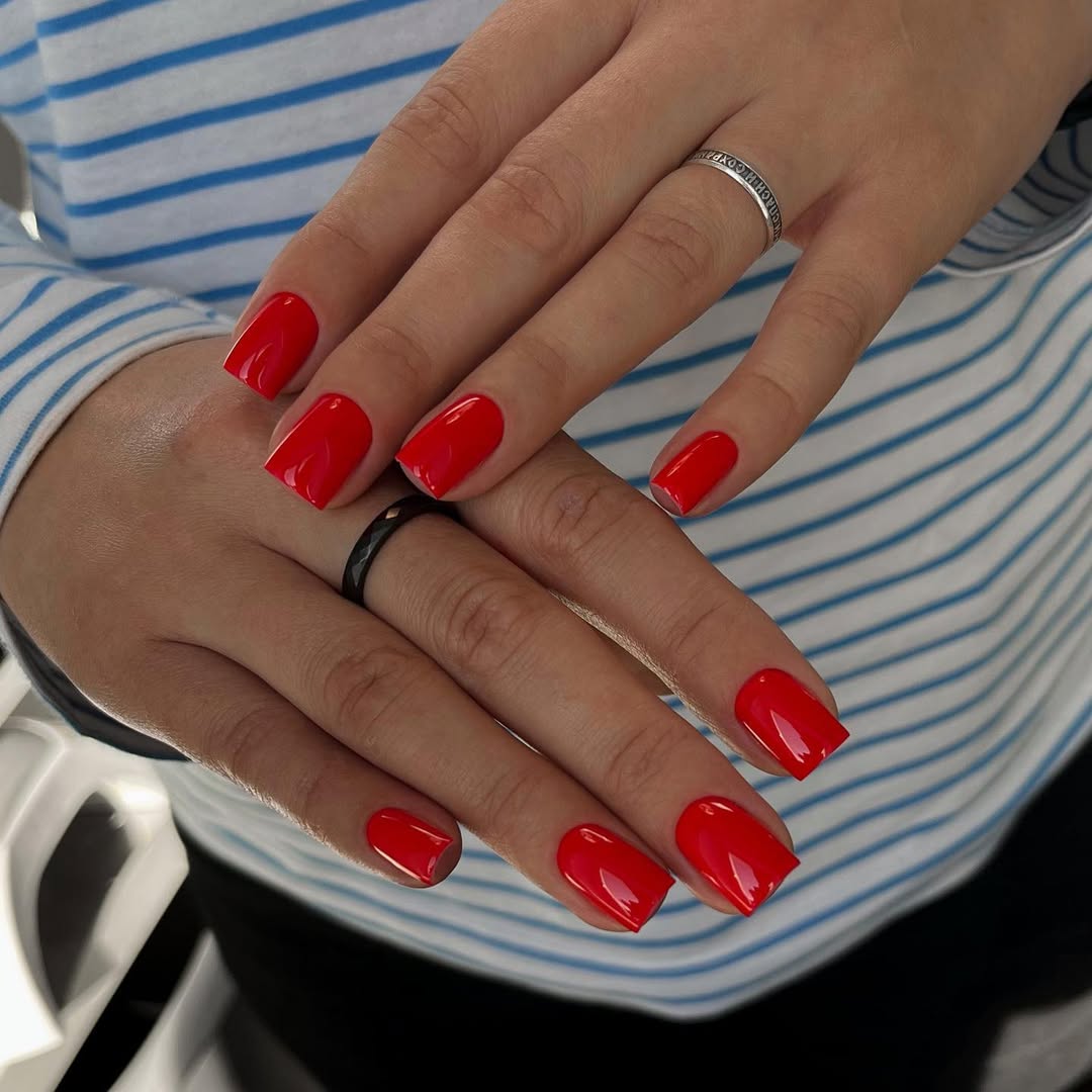 Vibrant Glossy Chili Red Short Squoval Nails