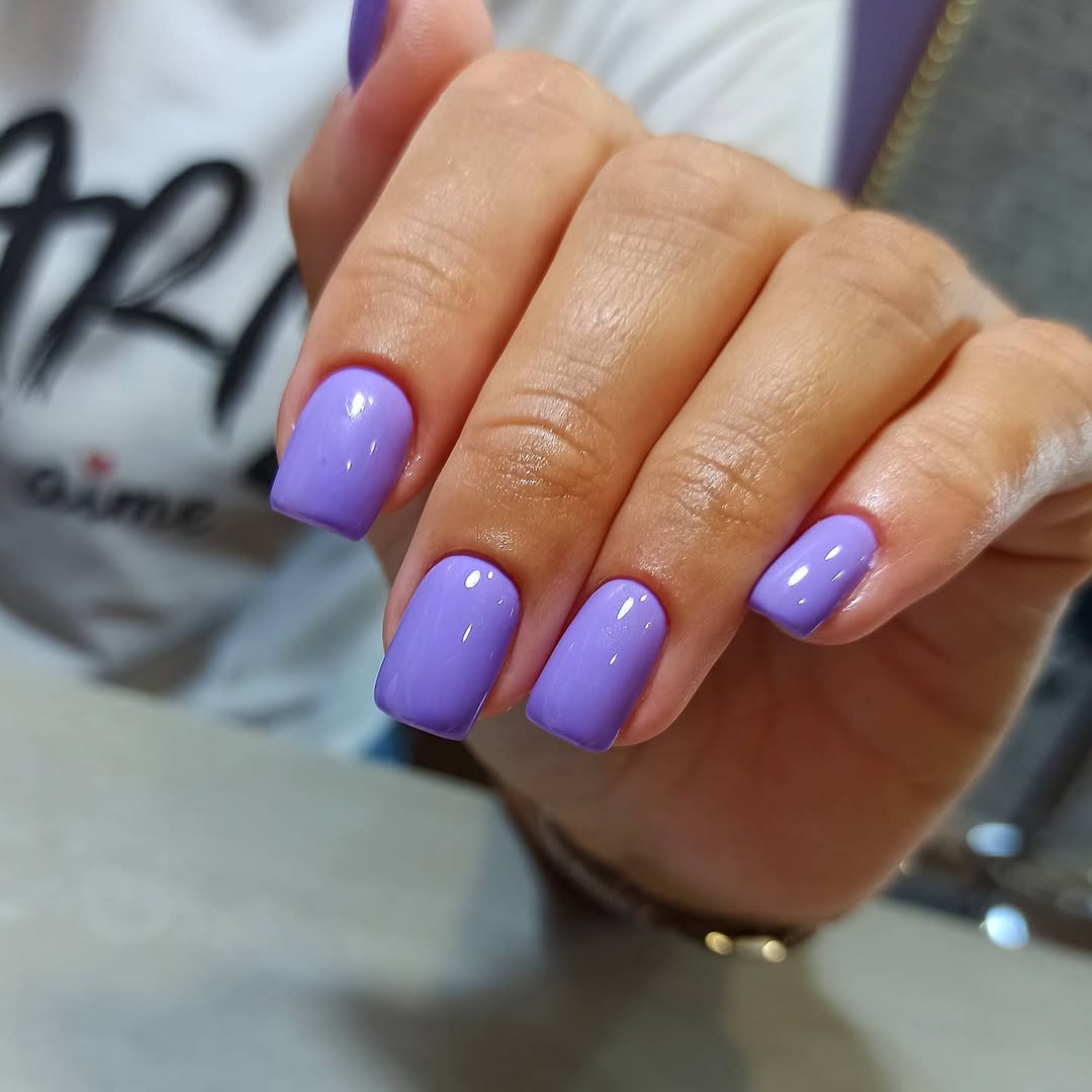 Vibrant Glossy Lavender Square Nails