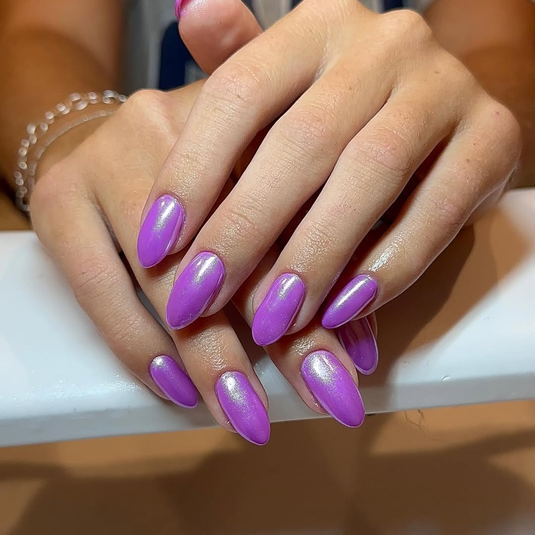Vibrant Iris Shimmer Oval Summer Nails