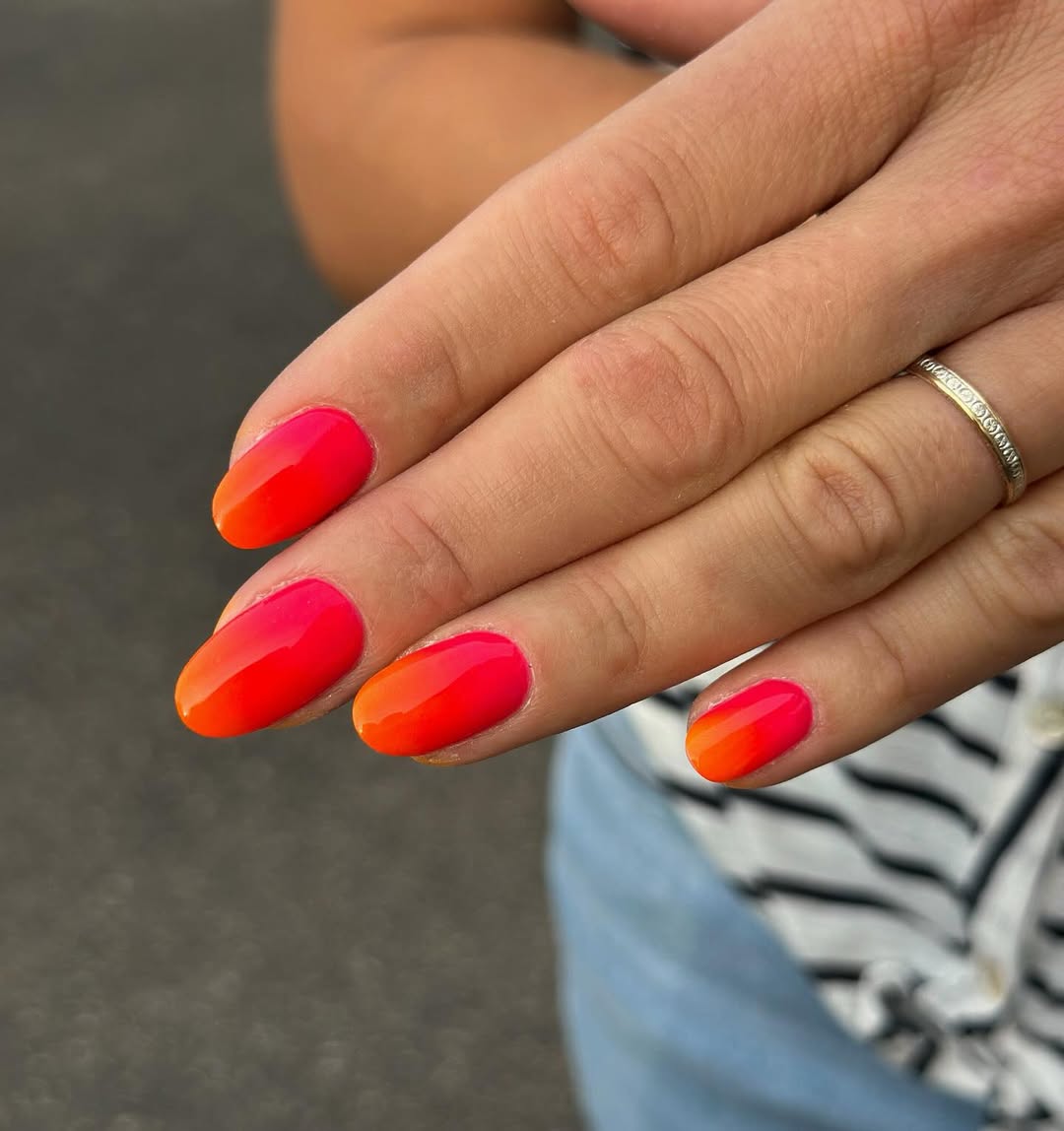 Vibrant Orange Pink Ombré Glossy Oval Nails