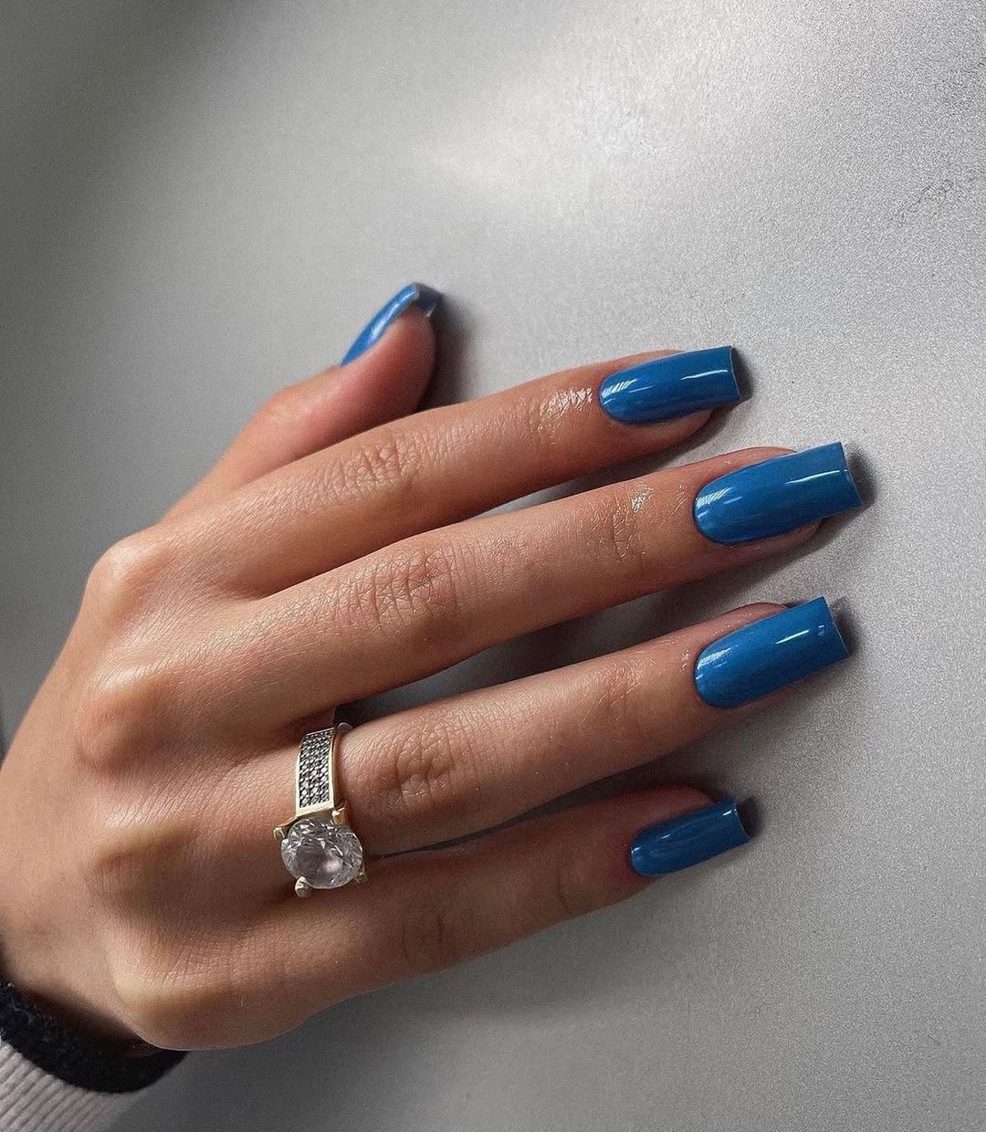 Vibrant Teal Blue Glossy Long Square Nails
