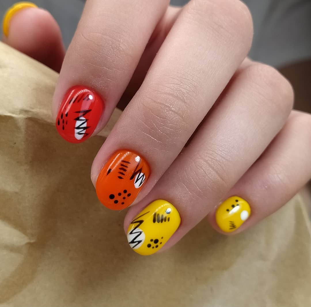 Whimsical Bright Short Round Doodle Nails