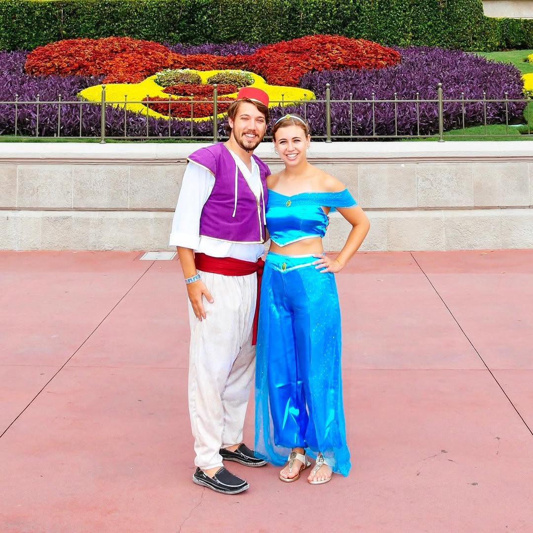Aladdin and Jasmine Disney Couple Costume