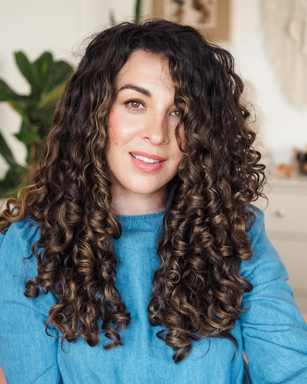 Bouncy Mahogany Curly Layers With Highlights