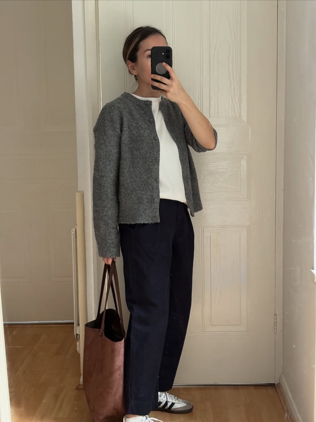 Casual Grey Cardigan With Navy Trousers And Sneakers