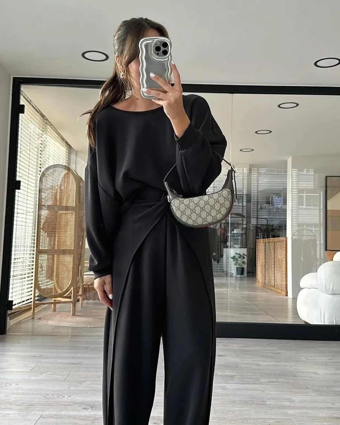 Chic Black Crewneck With Flowy Wide-Leg Pants
