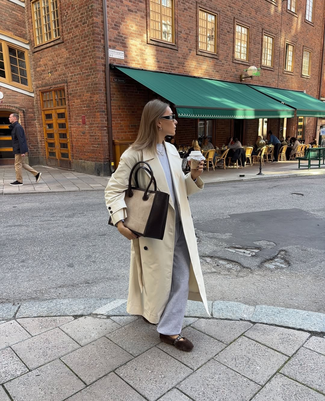 Chic Neutral Trench Coat Casual Outfit