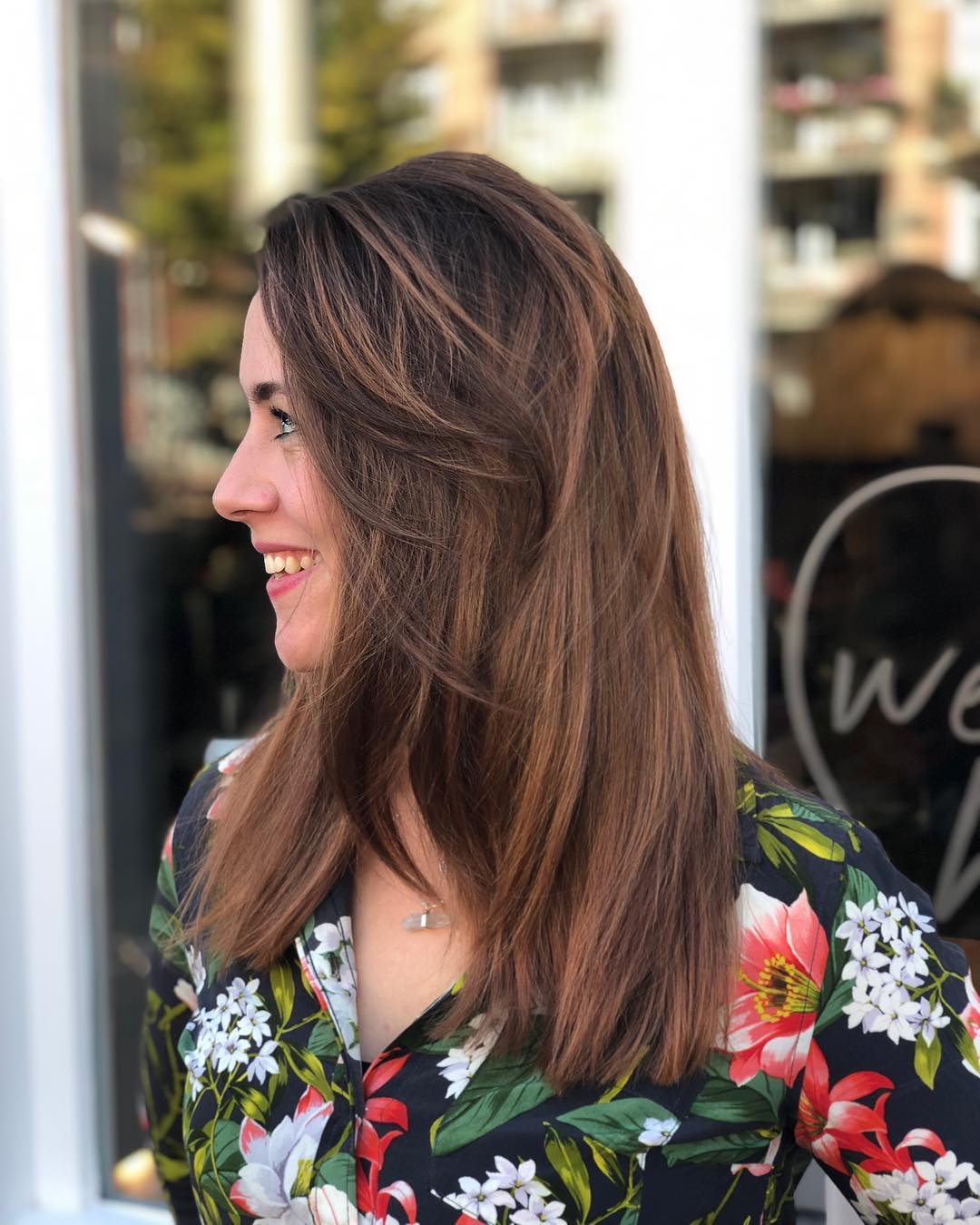 Cinnamon Brown Collarbone Cut With Face-Framing Layers