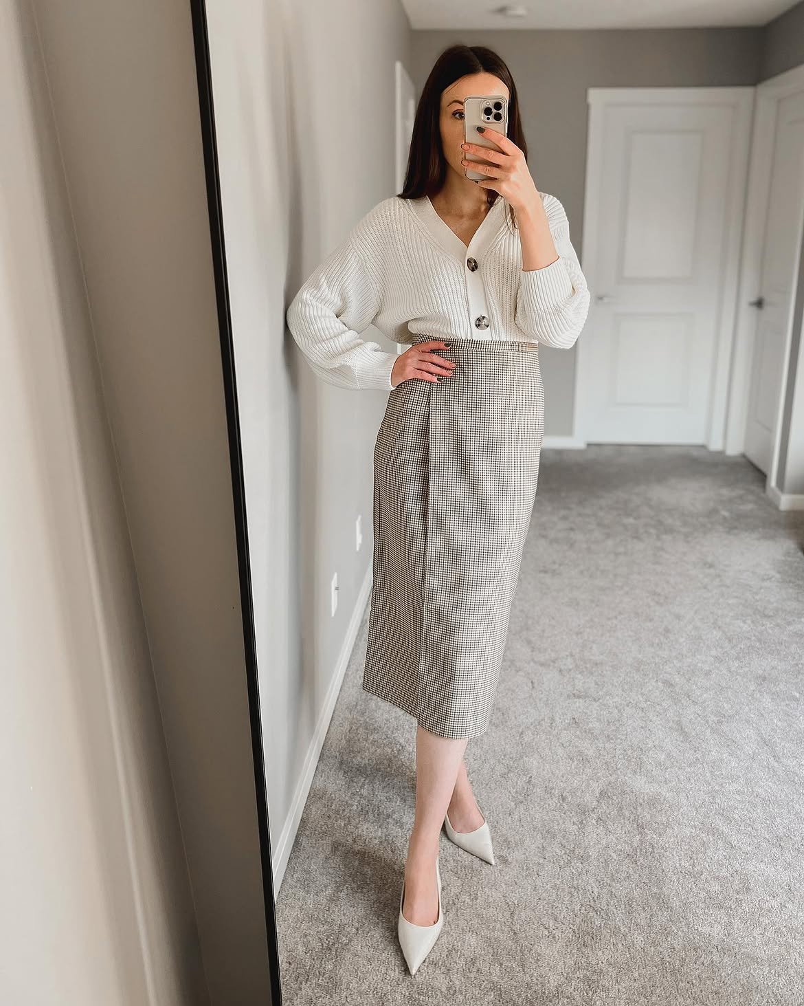 Classic Houndstooth Midi Skirt With Cream Cardigan