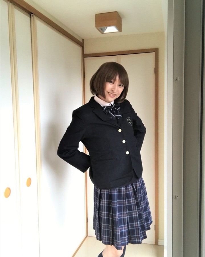 Classic School Uniform Pleated Skirt Look
