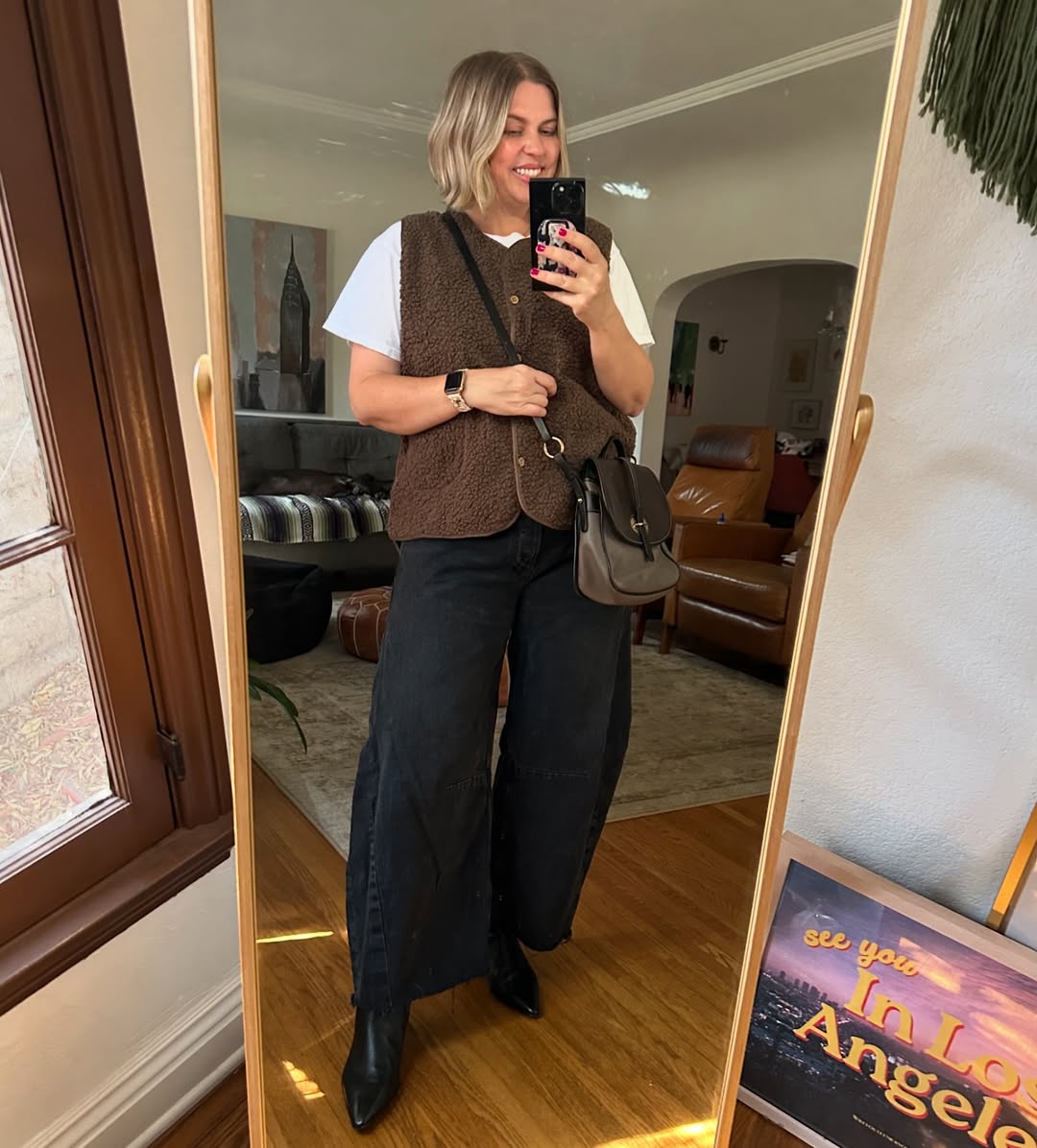 Cozy Fleece Vest & Wide Leg Jean Casual Fall Style