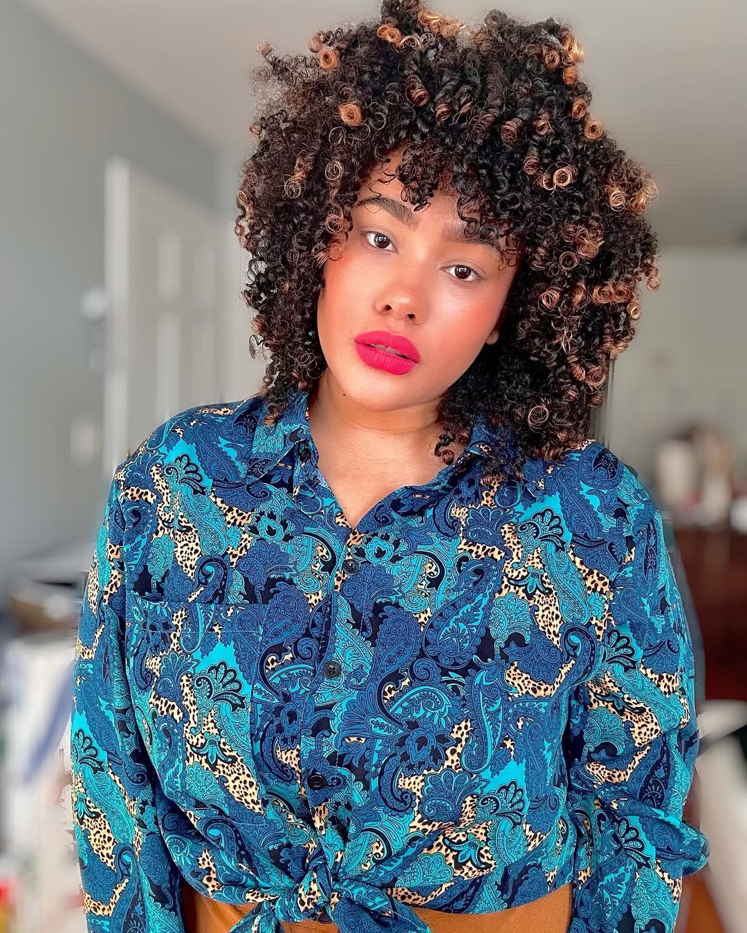 Defined Curly Coily Bob With Honey Blonde Highlights