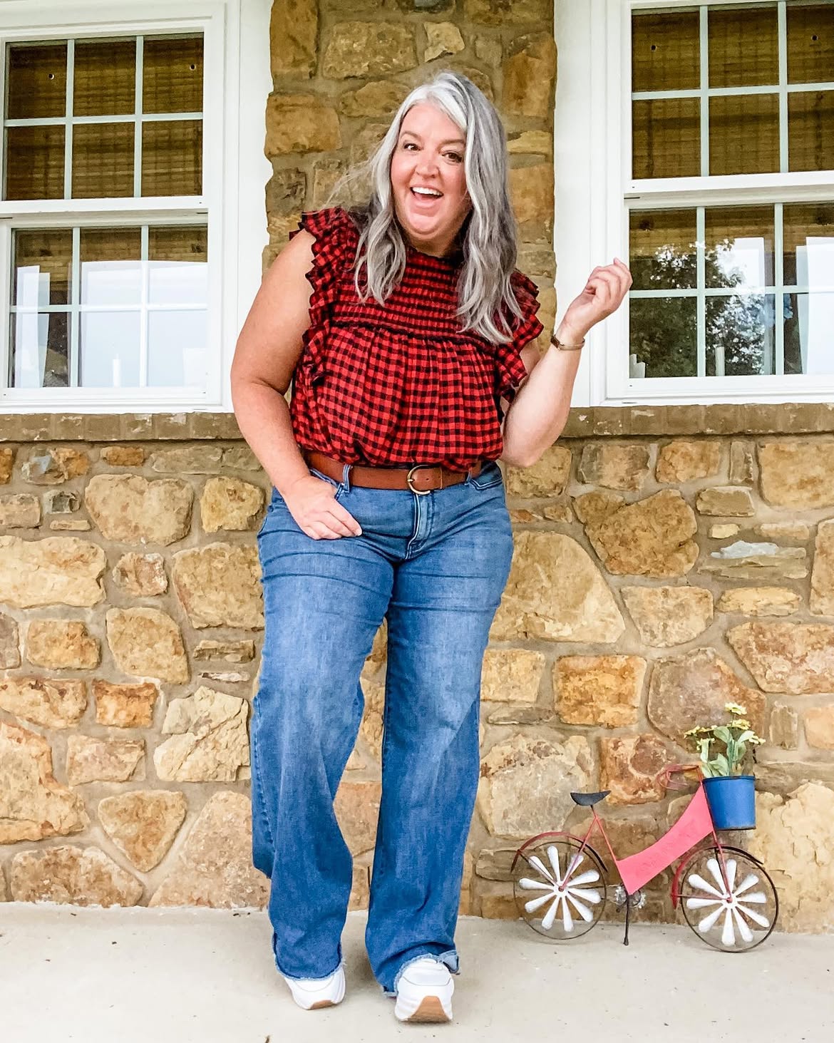 Gingham Top And Wide Leg Jeans Casual Look