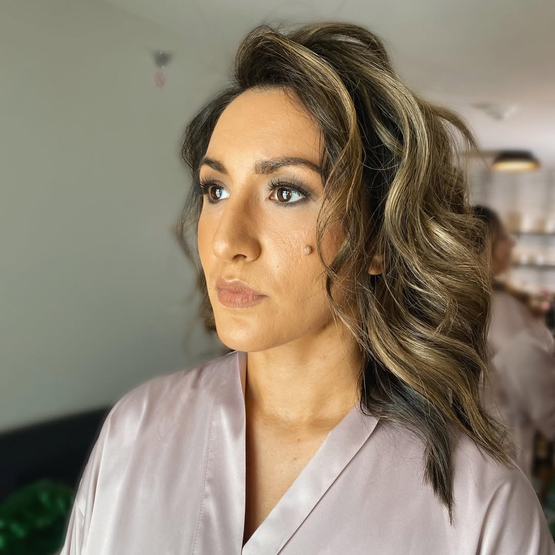Glamorous Wavy Lob With Golden Brown Highlights