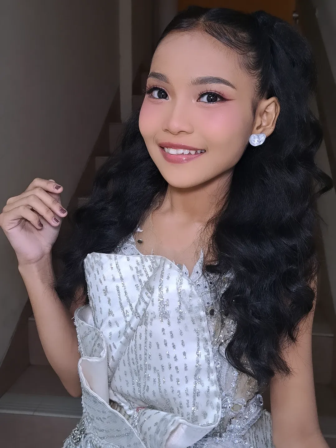 High Pigtails With Voluminous Wavy Hair