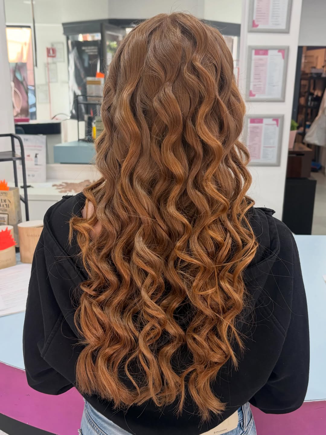 Rich Copper Waves With Subtle Highlights