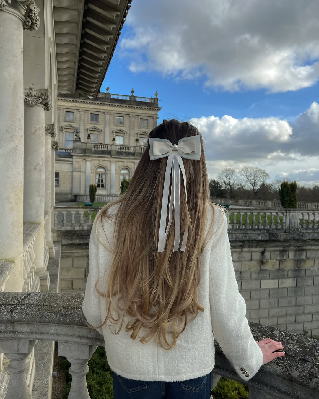 Romantic Half-Up Waves With Pearl Ribbon Detail