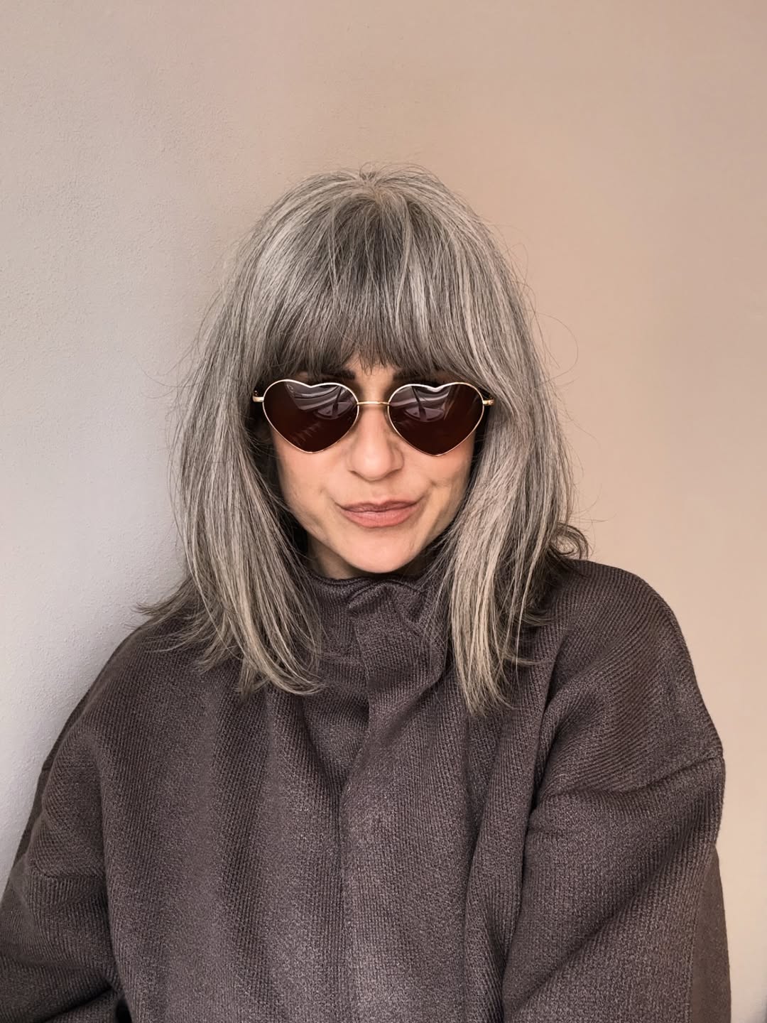 Shaggy Silver Lob With Full Fringe