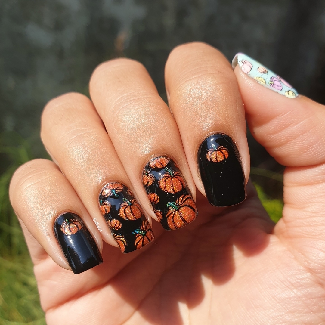 Shimmer Pumpkin Black Fall Nail Art
