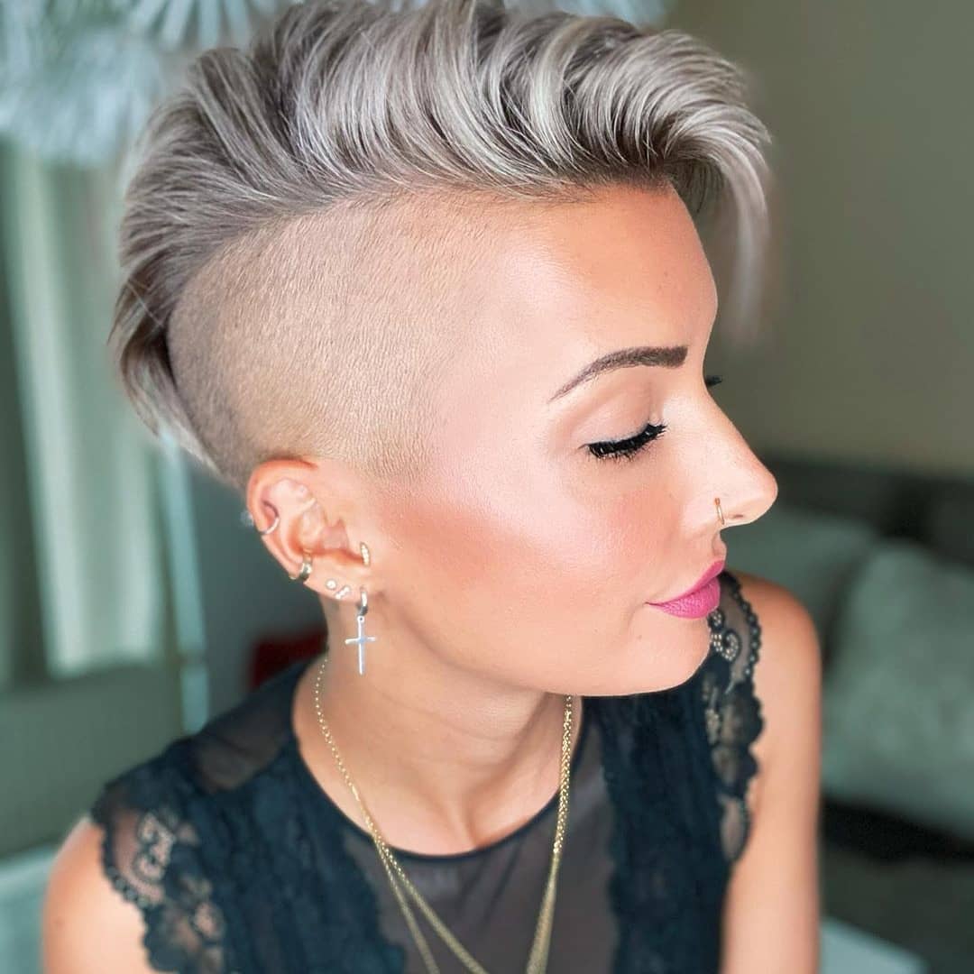 Silver Undercut With Textured Volume On Top