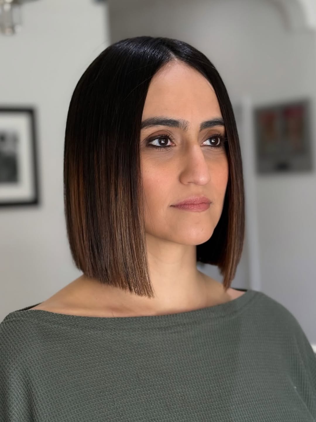 Sleek Dark Bob With Subtle Warm Balayage