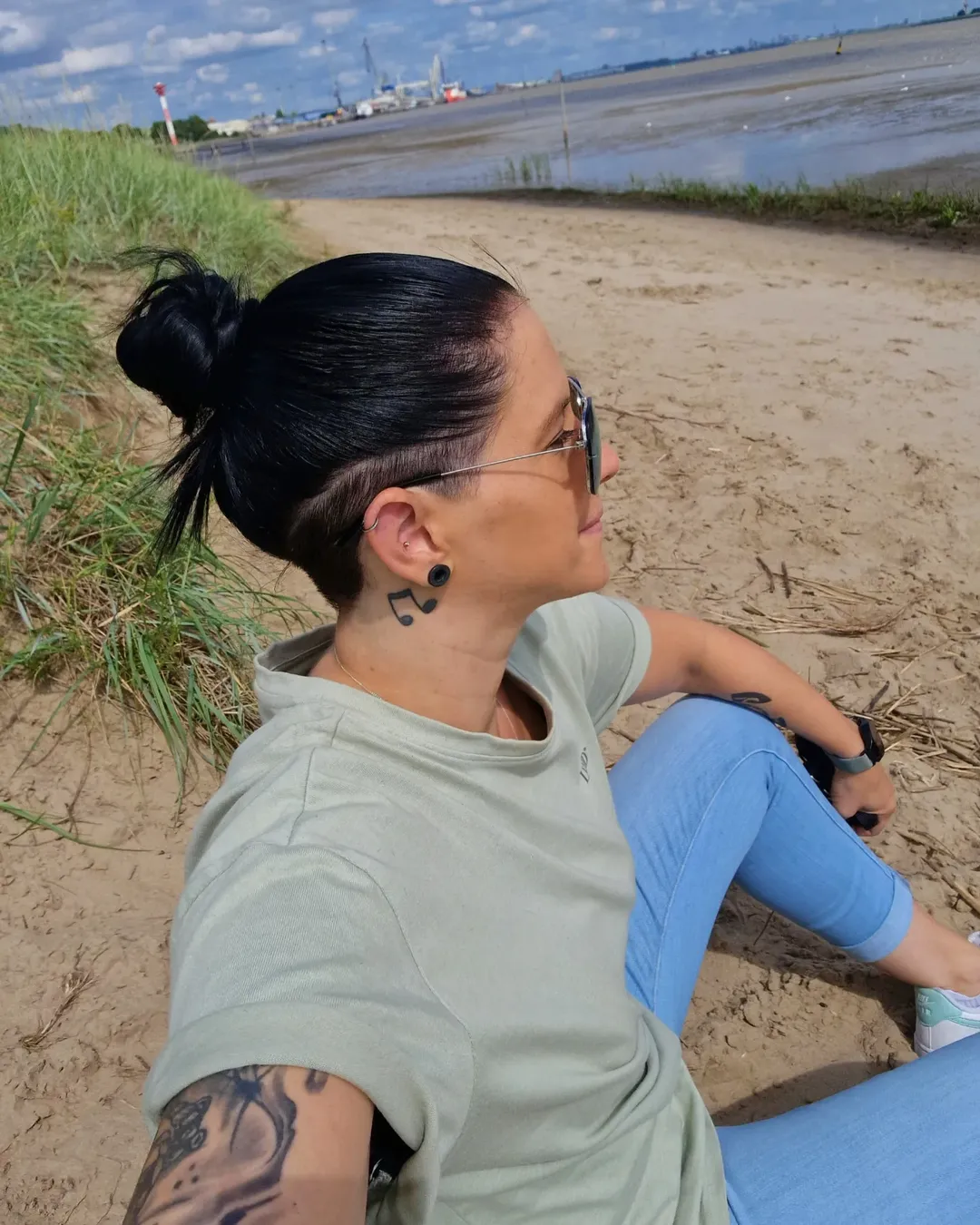 Sleek High Bun With Edgy Undercut