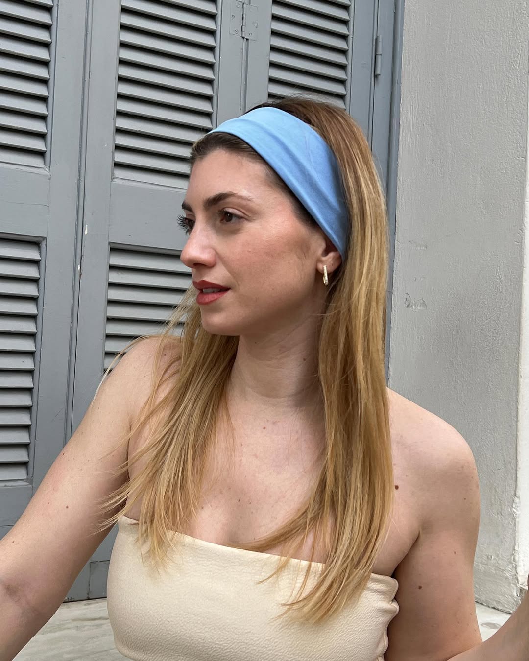 Straight Honey Blonde Hair With Headband