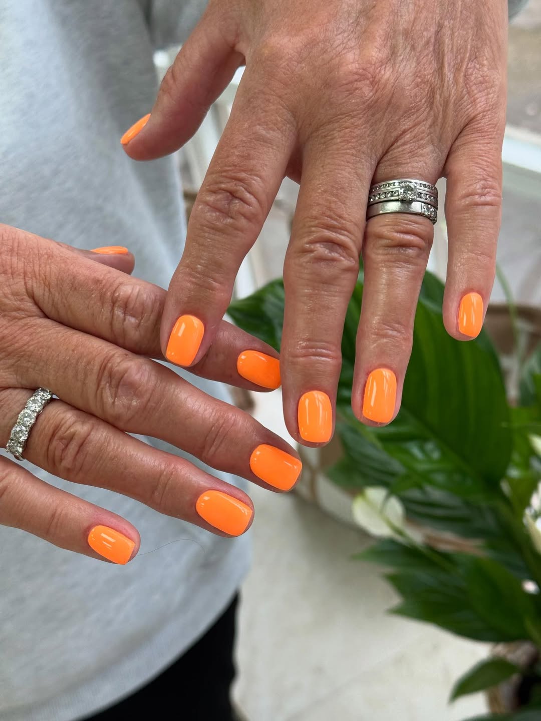Vibrant Glossy Orange Short Squoval Nails