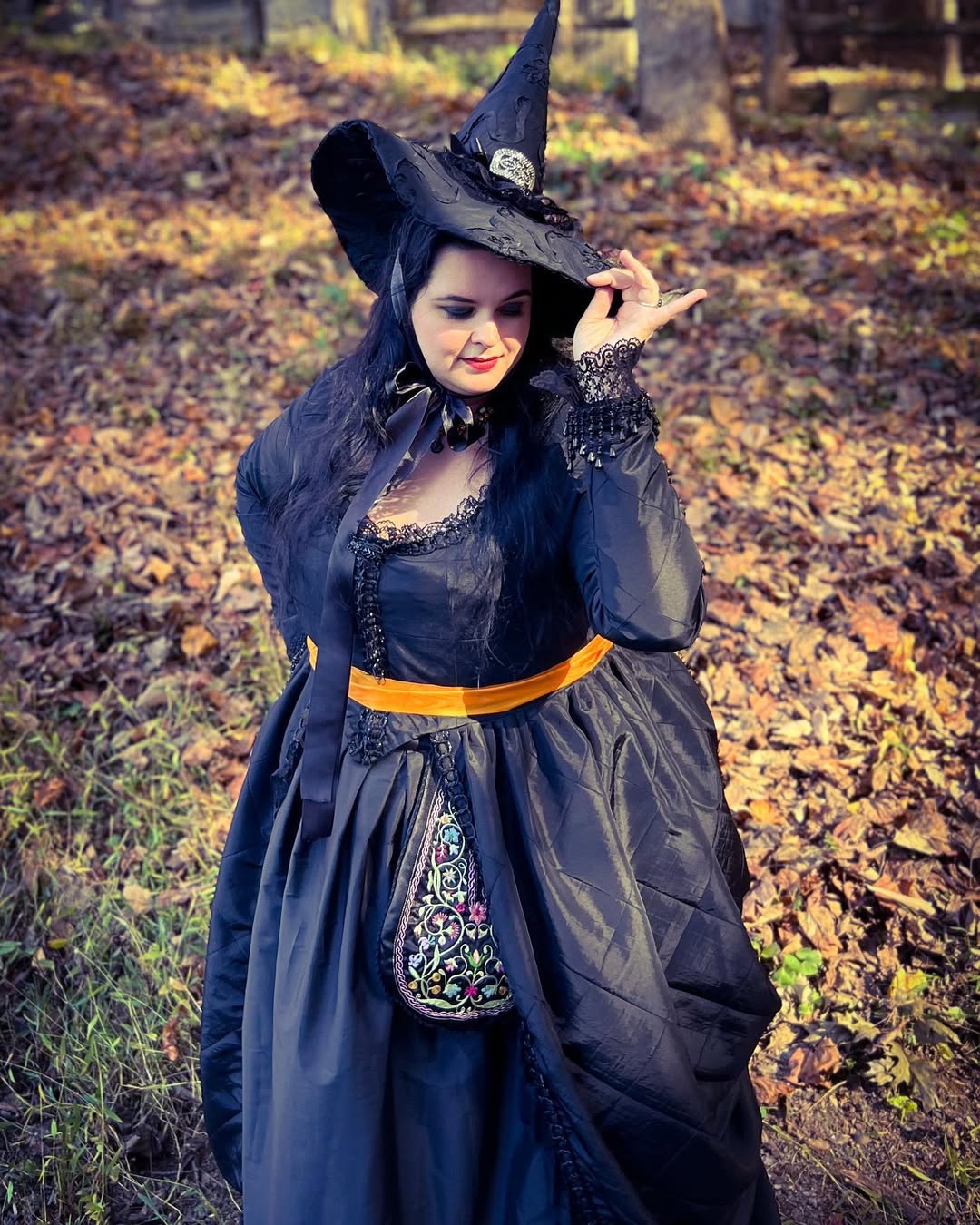 Victorian Witch Halloween Costume