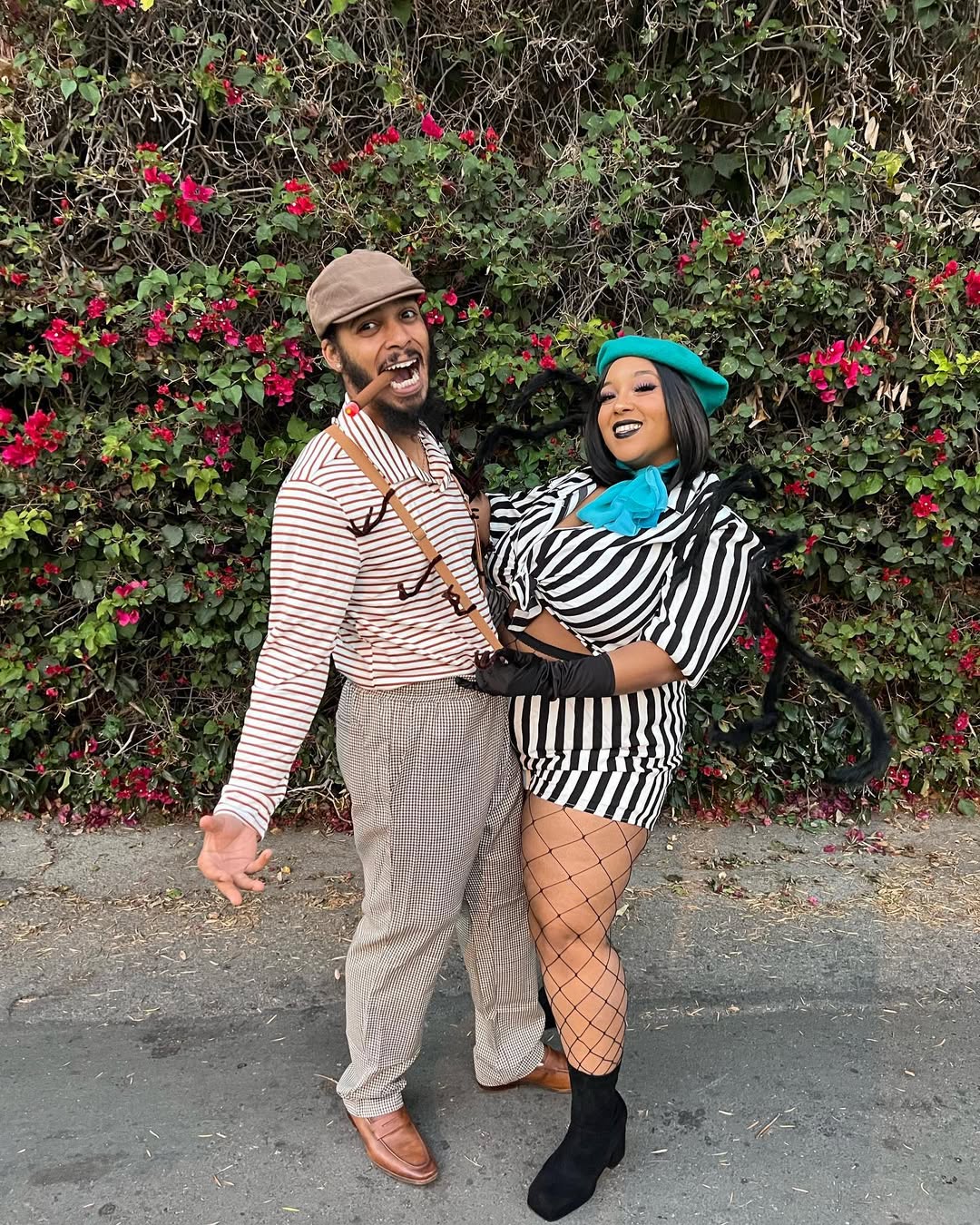 Vintage Circus Performers Couple Costume