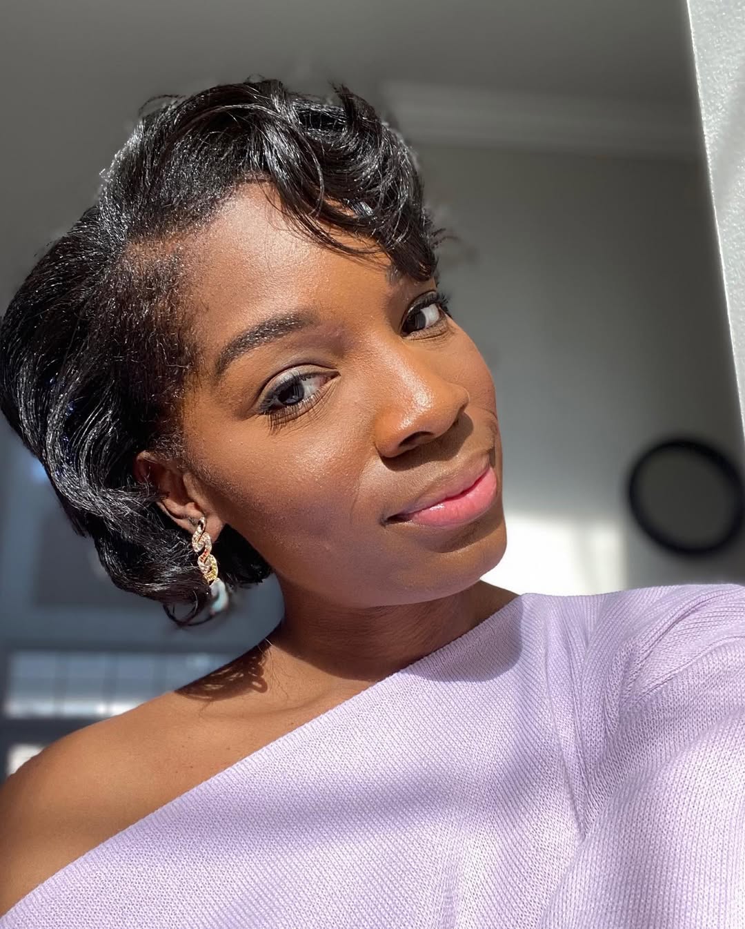 Wavy Pixie With Side Swept Bangs