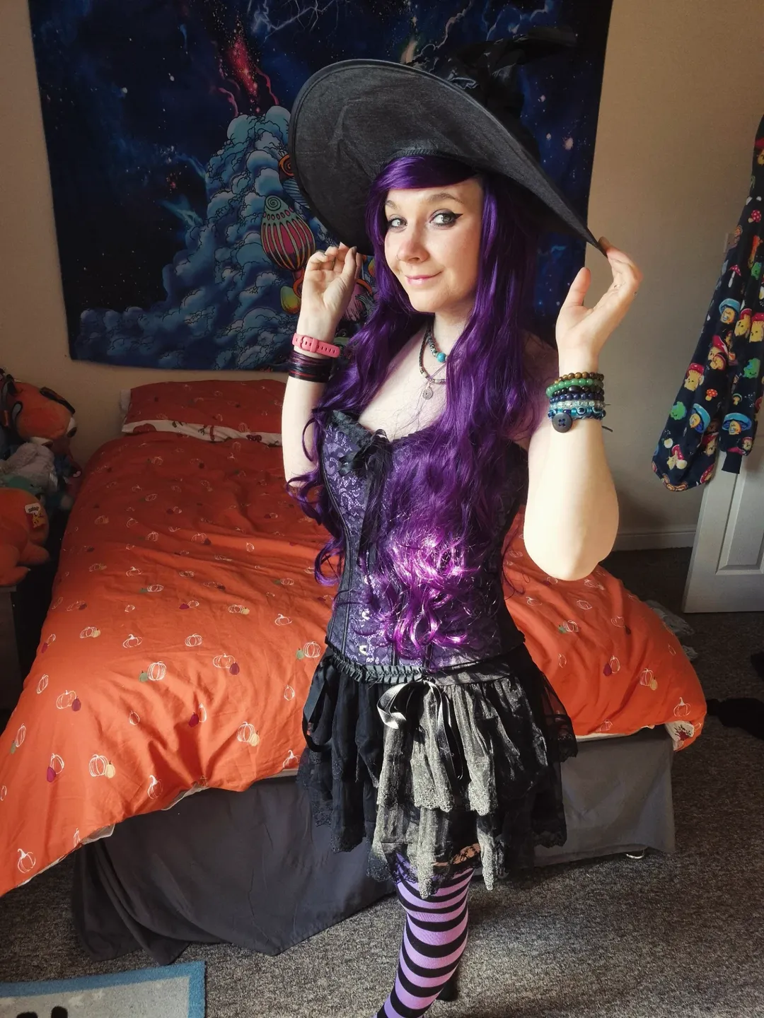 Whimsical Witchy Halloween Look With Corset And Hat