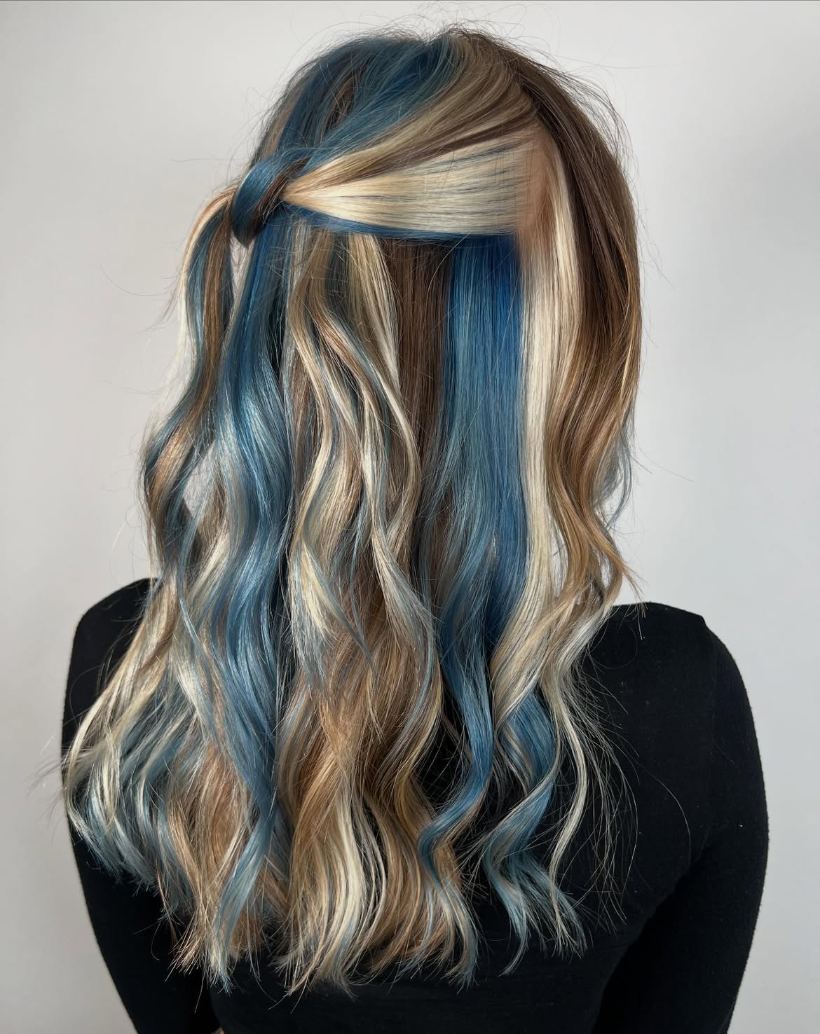 Blue Tinted High Contrast Balayage Waves