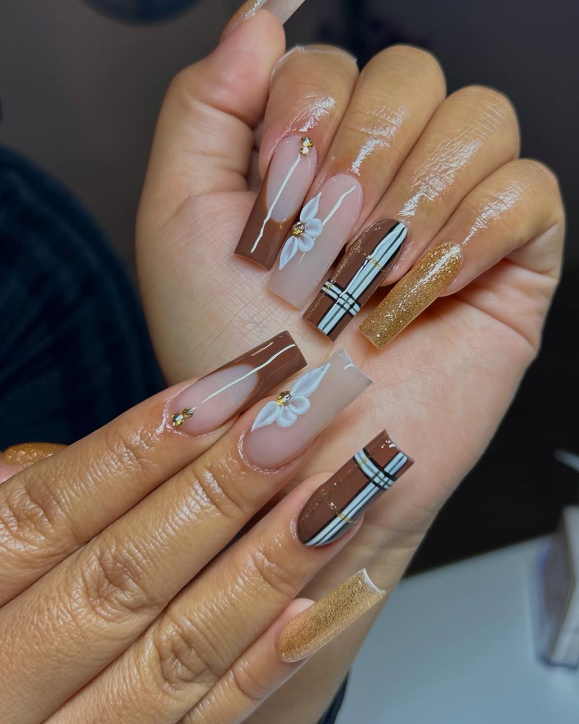 Brown Plaid French Tip Coffin Nails
