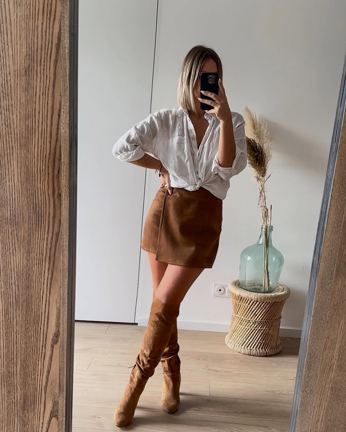 Brown Suede Mini Skirt And White Linen Shirt Look