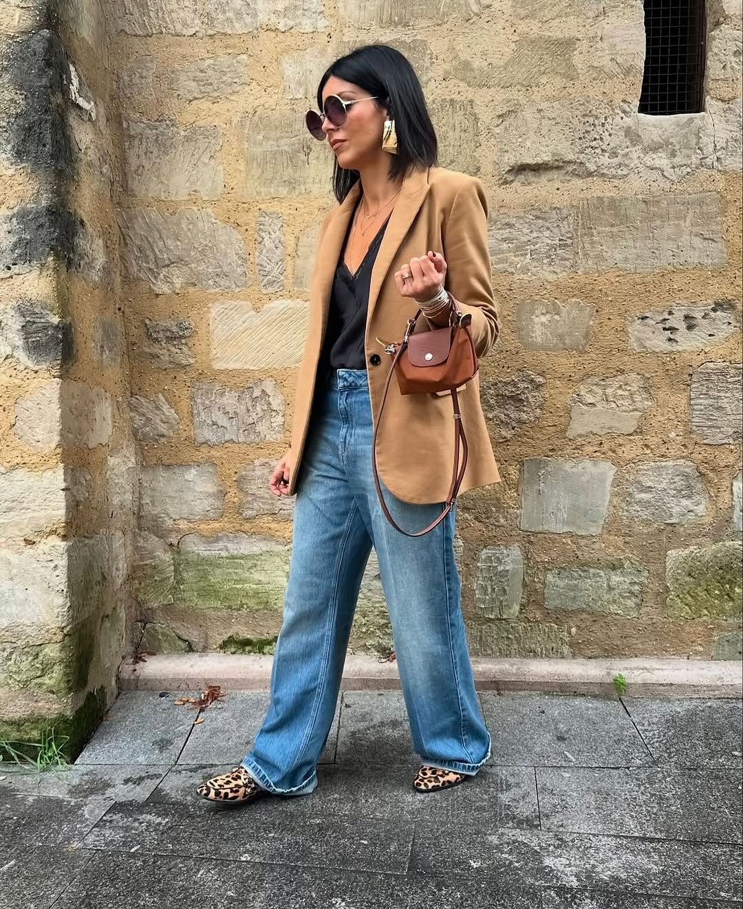 Camel Blazer And Wide Leg Jeans Birthday Outfit