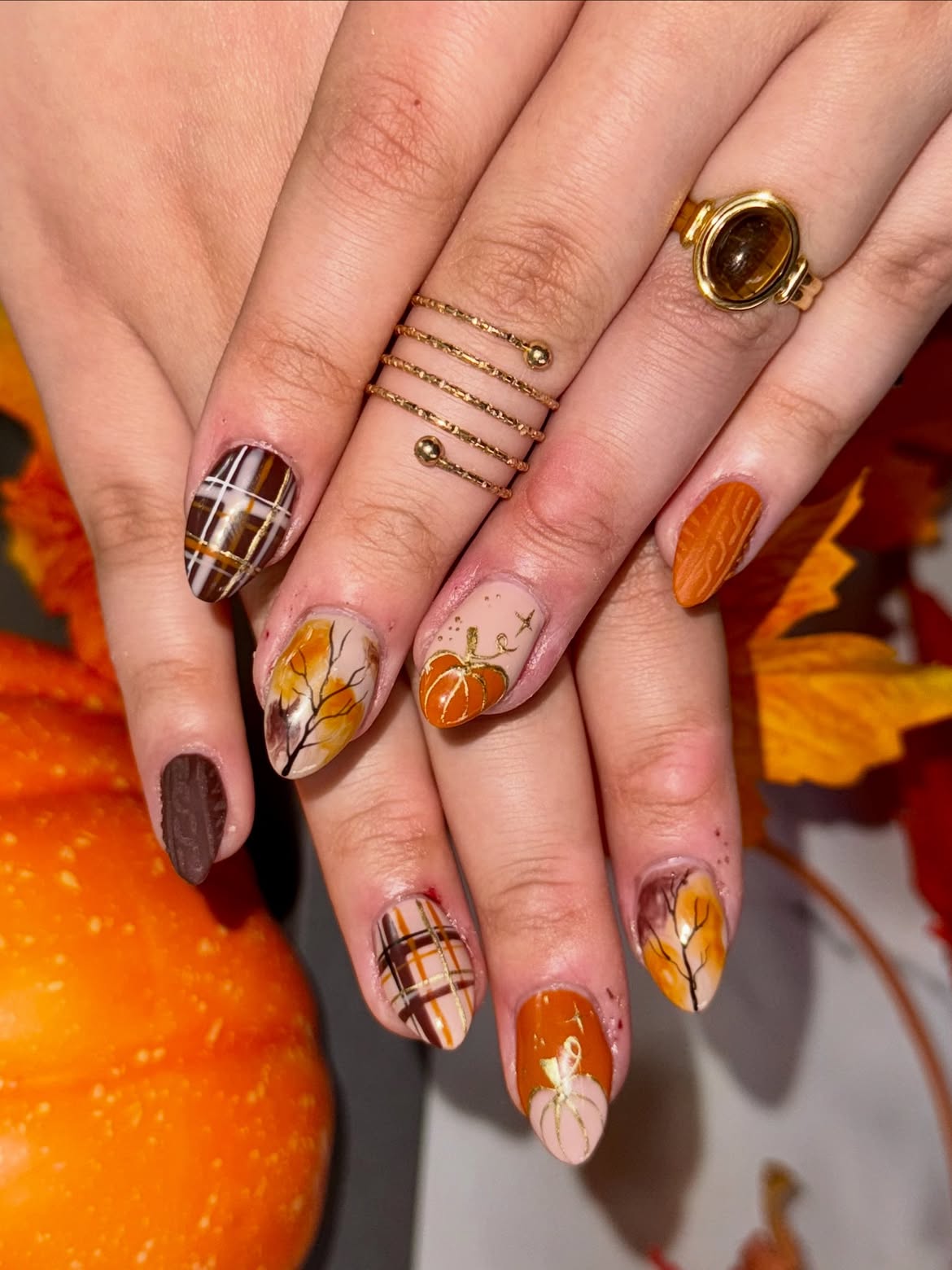 Cozy Autumn Harvest Plaid and Pumpkin Nails