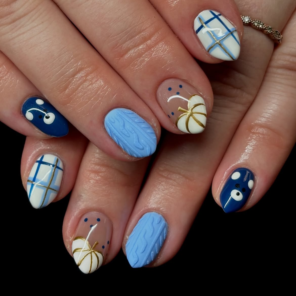 Cozy Blue Cable Knit Fall Nails