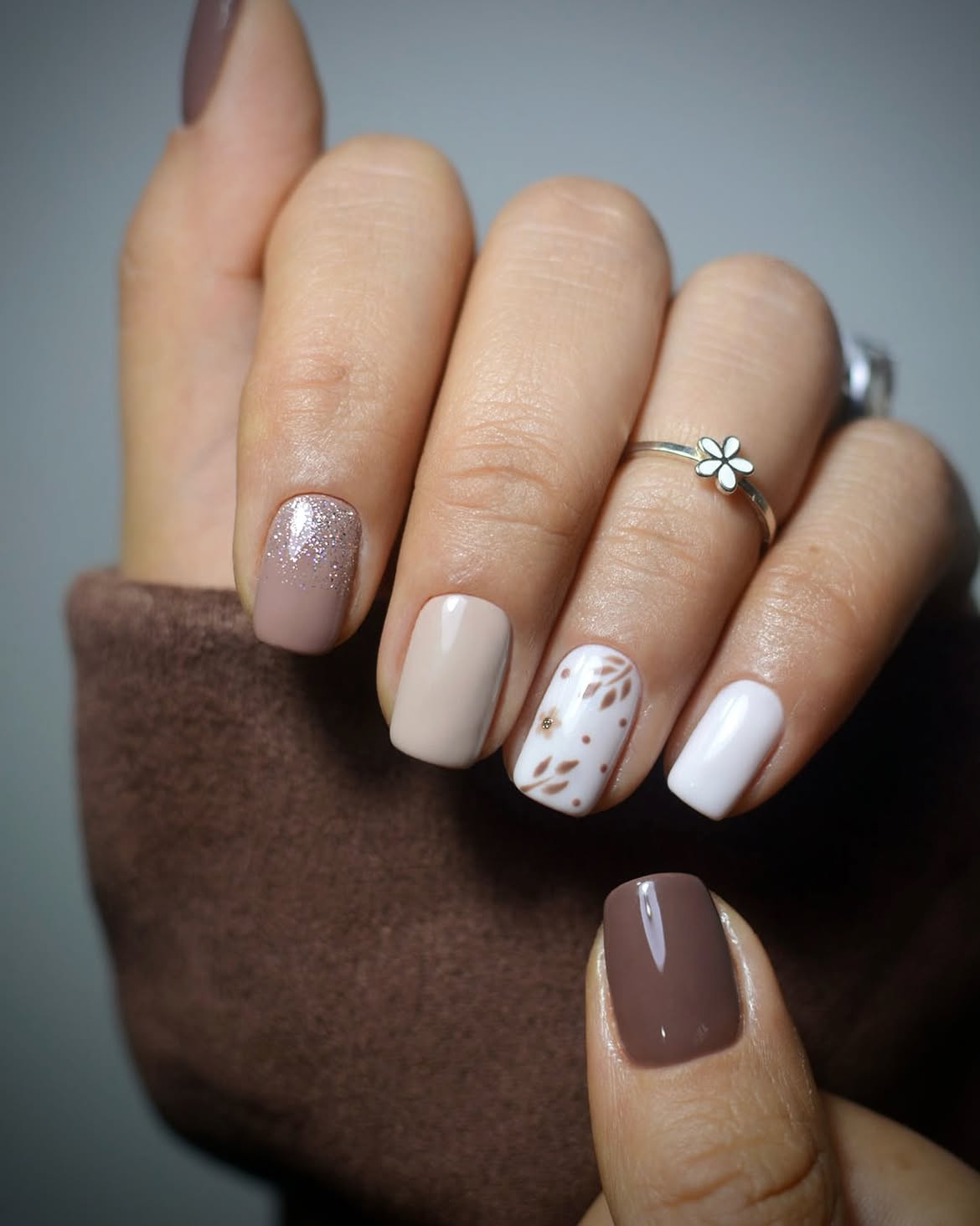 Cozy Neutral Fall Ombre with Leaf Accent