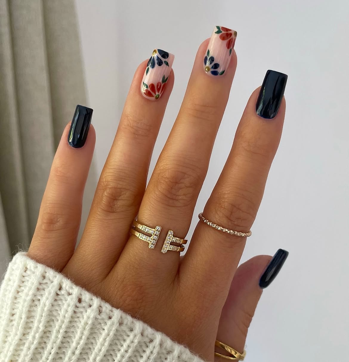 Dark Bloom And Navy Glossy Square Nails