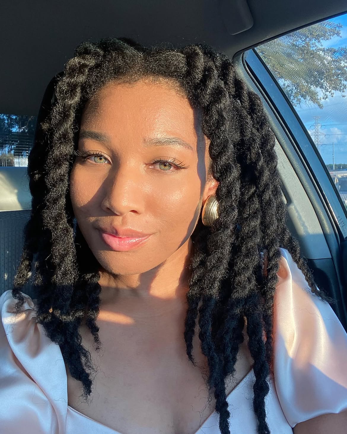 Defined Twists With Natural Texture And Shine