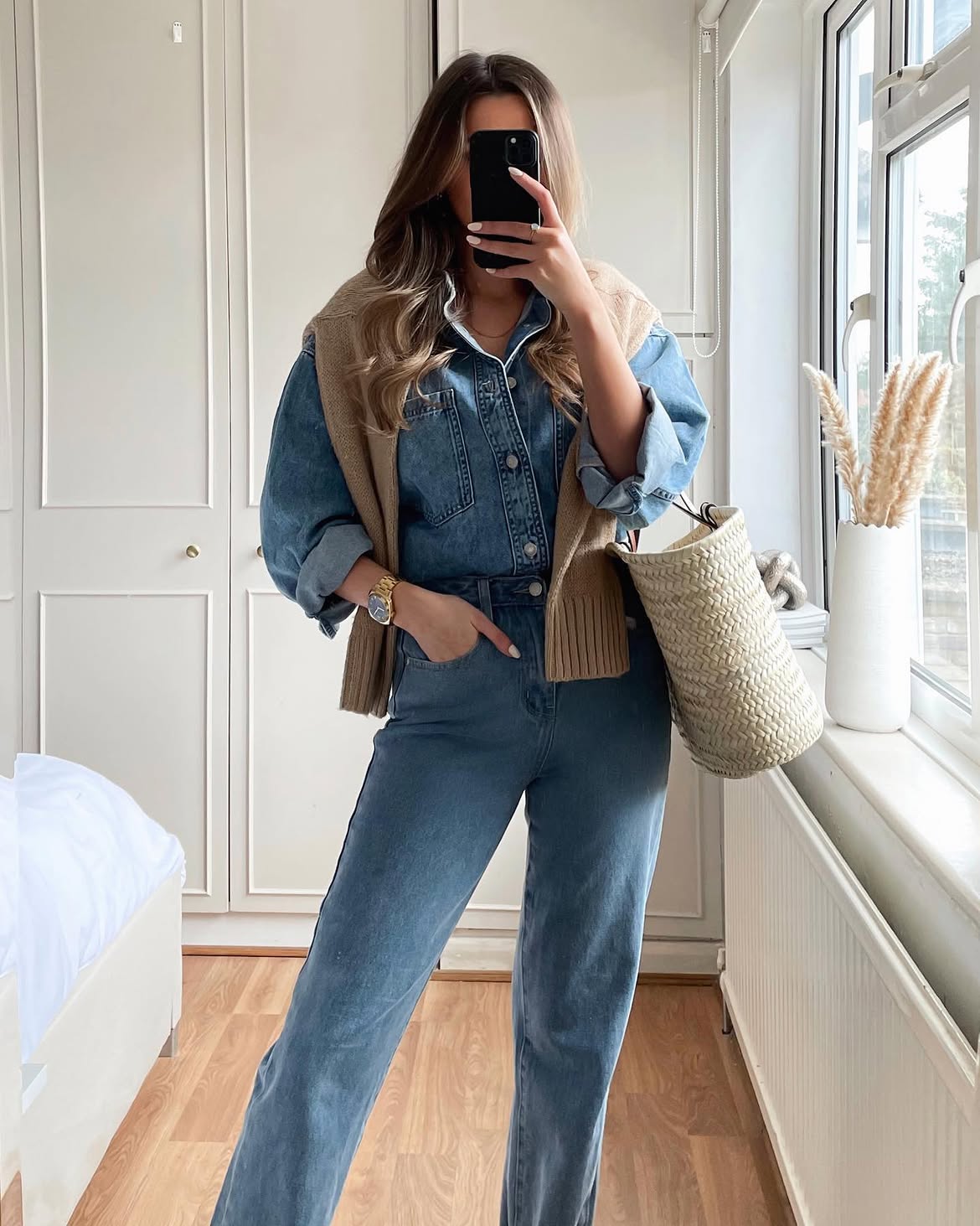 Denim Monochromatic Look With Layered Knit