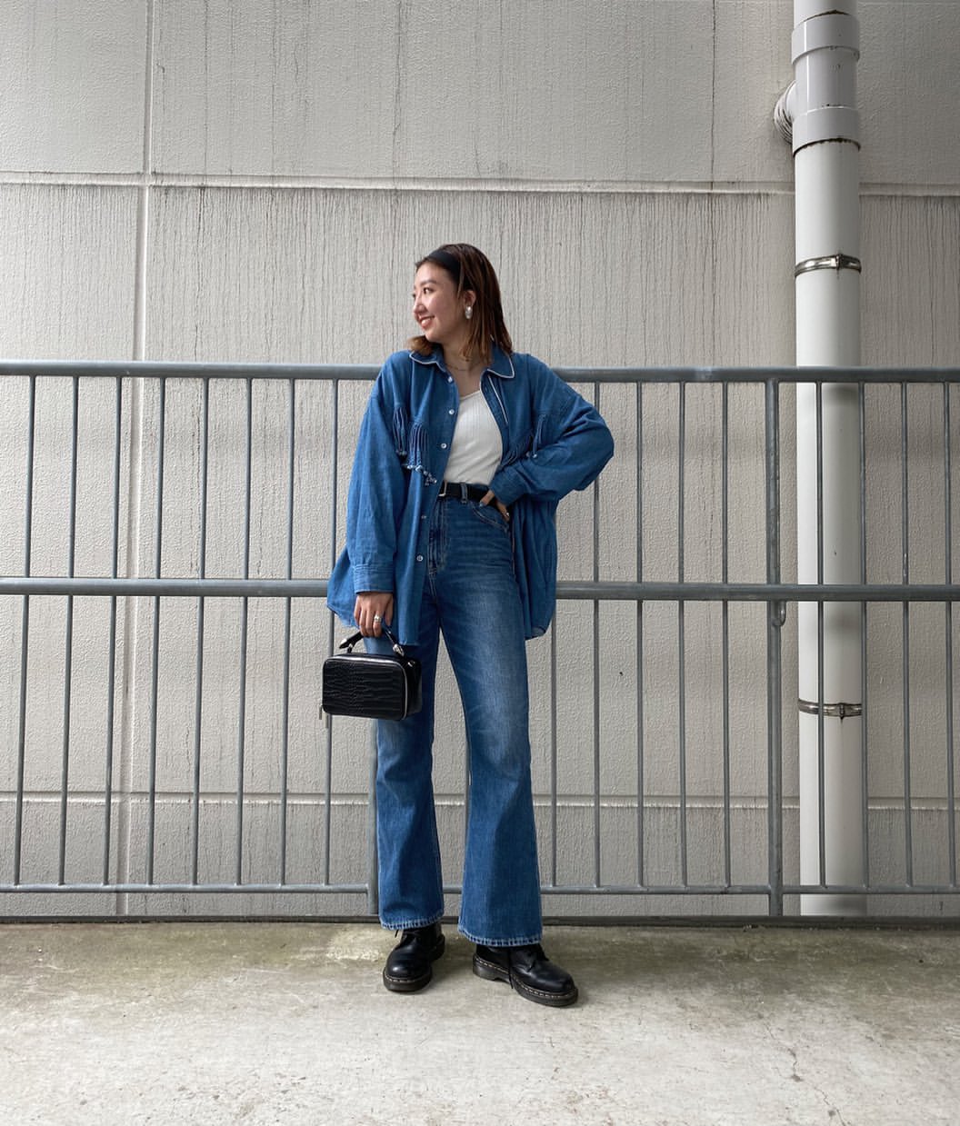 Denim Shirt & Flare Jeans Double Denim Cool
