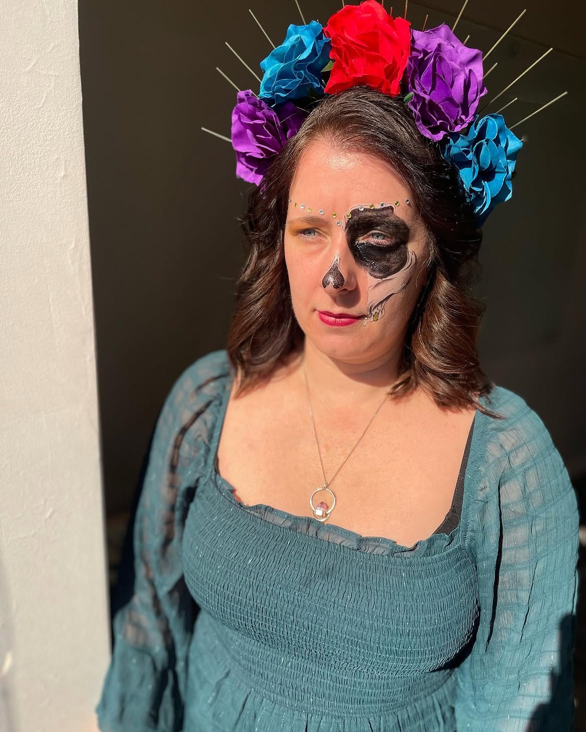 Dia De Los Muertos Waves With Flower Crown