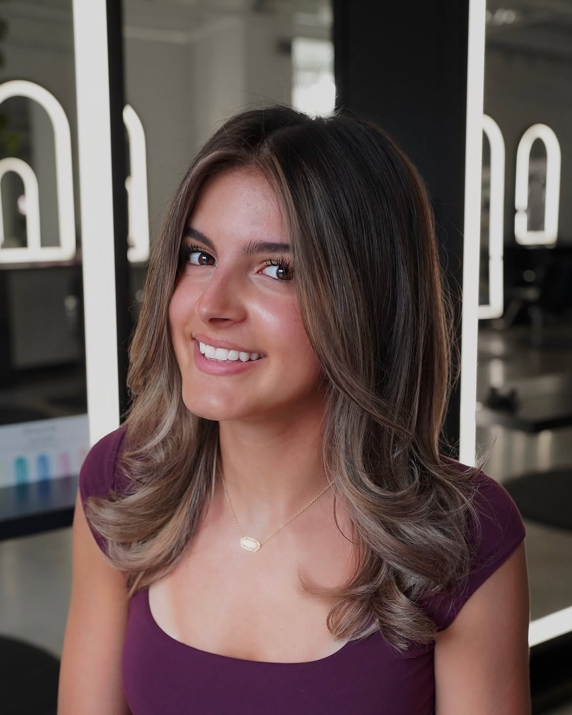 Dimensional Bronde Balayage With Face-Framing Layers
